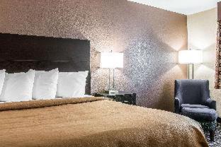 Quality Inn Grand Rapids South-Byron Center Cutlerville Room photo